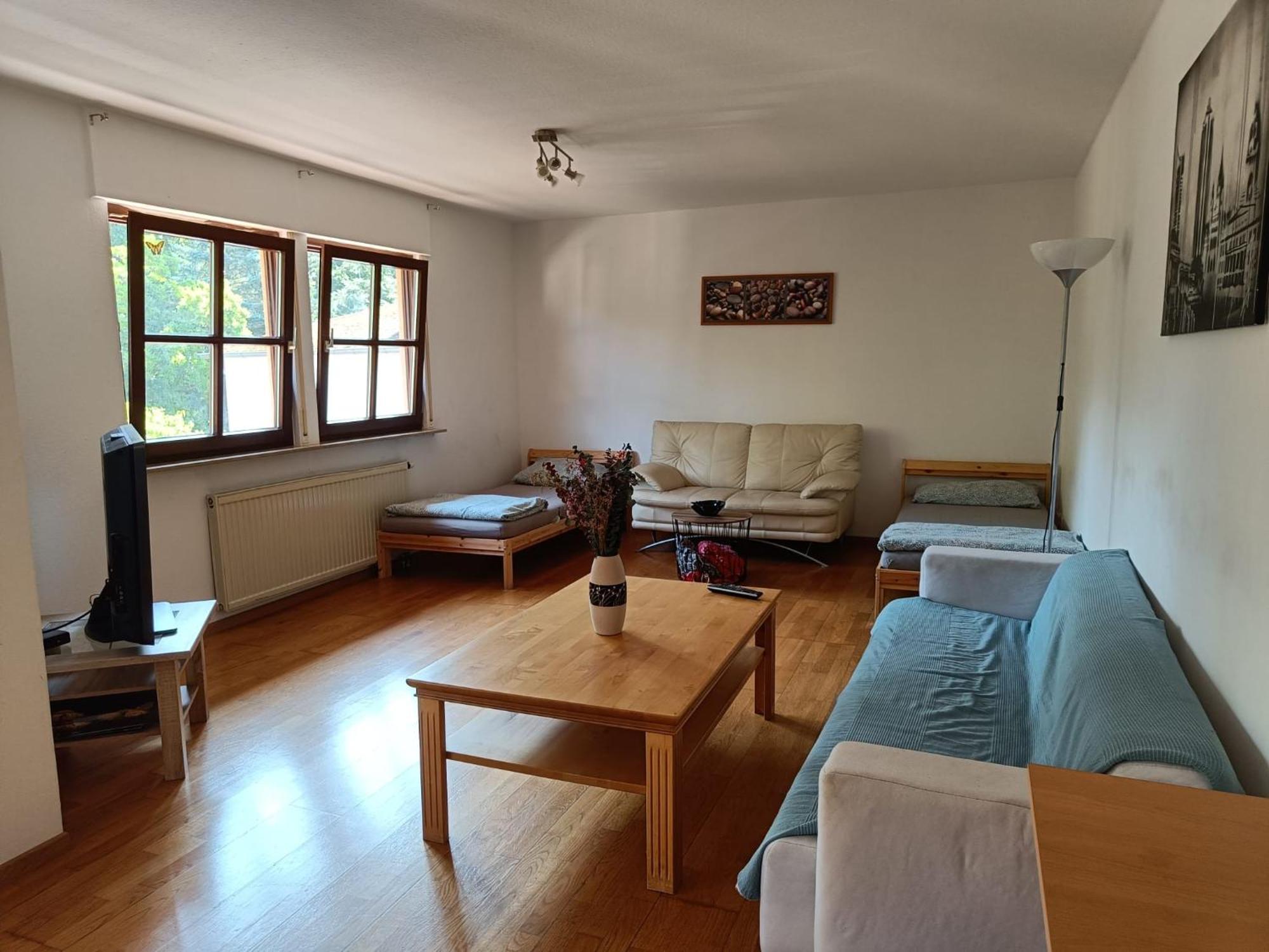 Ferienwohnung Mit 123Qm Fuer 8 Personen Mit Sehr Grossem Garten, Einfache Innen-Ausstattung Leipzig Exterior foto
