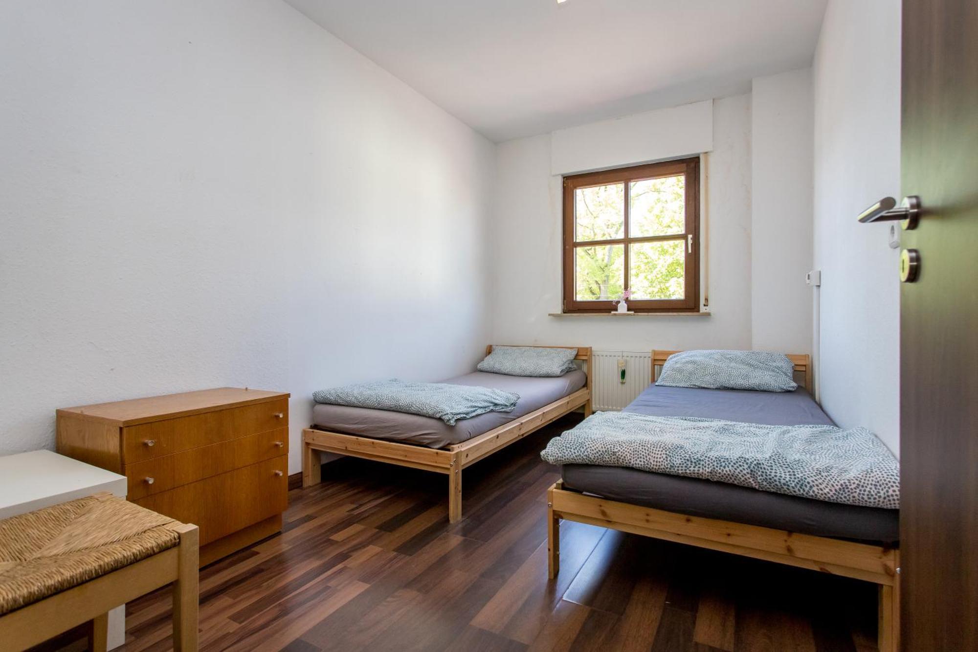 Ferienwohnung Mit 123Qm Fuer 8 Personen Mit Sehr Grossem Garten, Einfache Innen-Ausstattung Leipzig Exterior foto