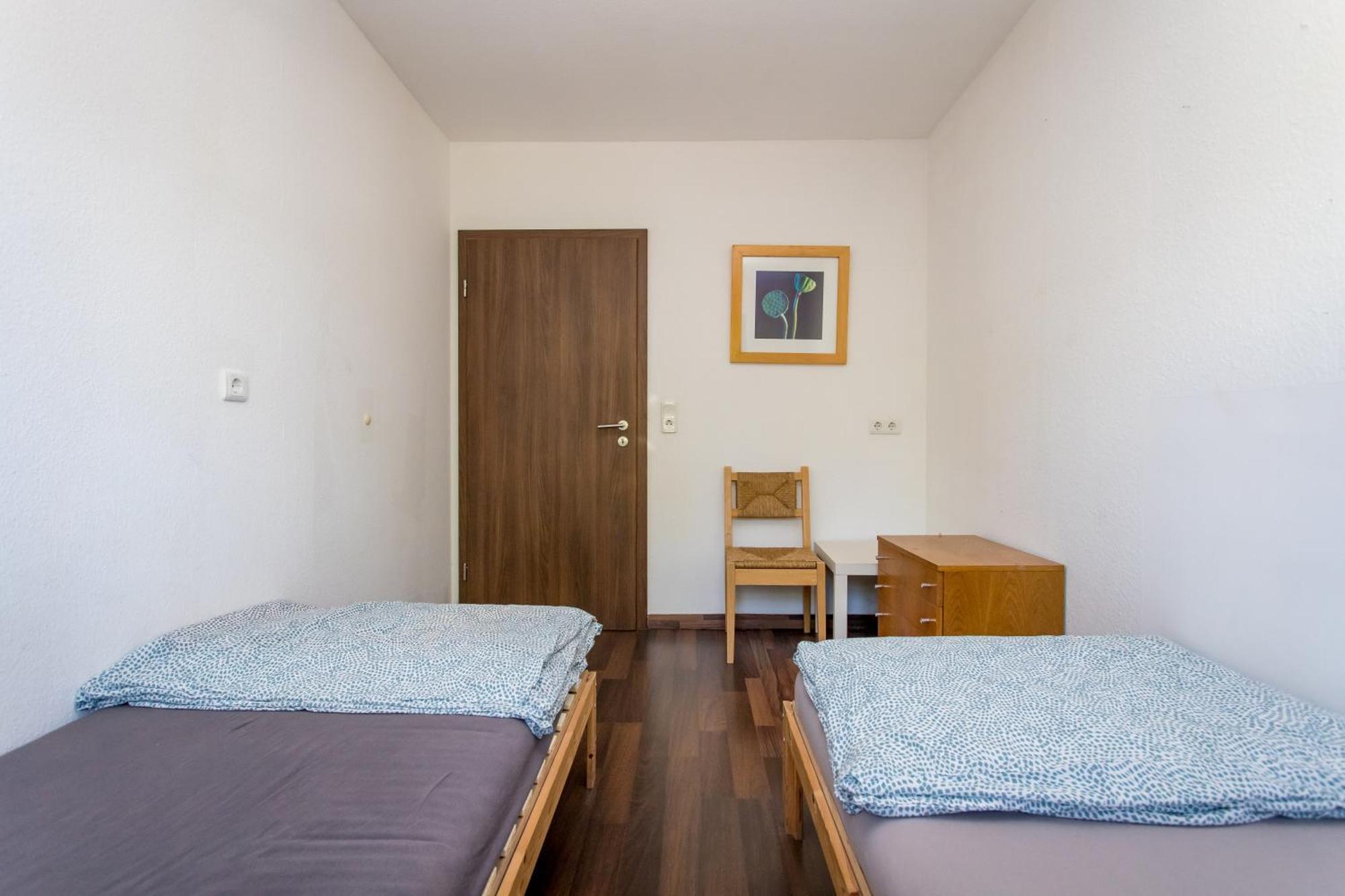 Ferienwohnung Mit 123Qm Fuer 8 Personen Mit Sehr Grossem Garten, Einfache Innen-Ausstattung Leipzig Exterior foto